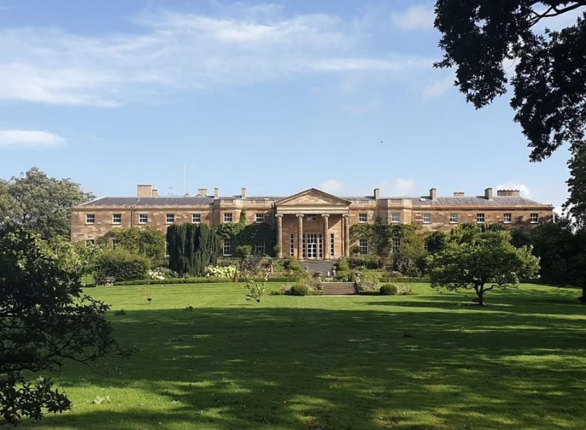 hillsborough_castle,_northern_ireland.jpg